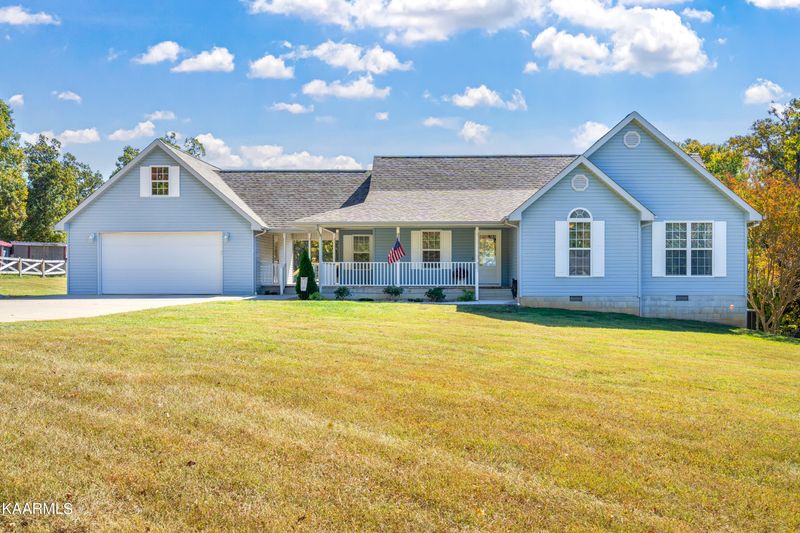 210 Curtis Rd, Tellico Plains, TN 37385