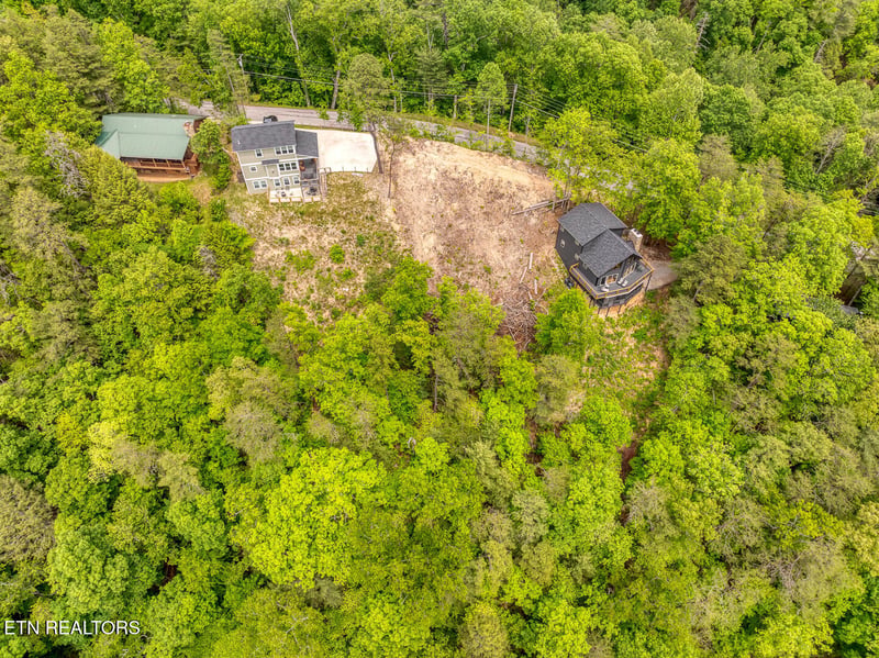 210 Cutter Gap Rd, Townsend, TN 37882