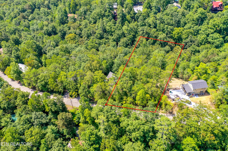 210 Cutter Gap Rd, Townsend, TN 37882