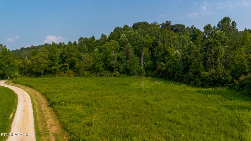 210 Dogtown Rd, Ten Mile, TN 37880