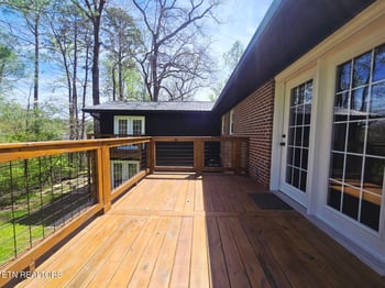 210 Dogwood Ave, Oneida, TN 37841