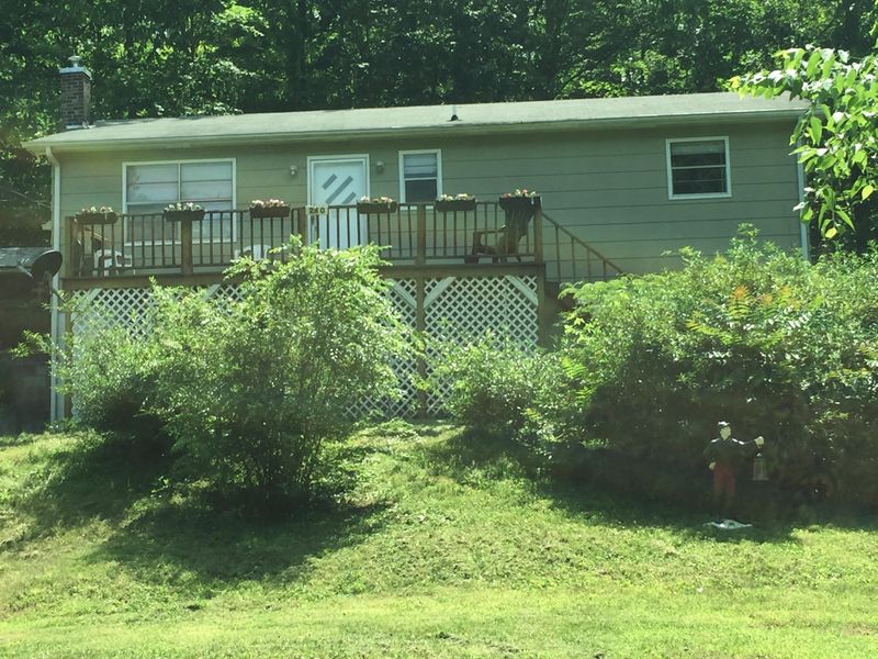 210 Floyd Atkins Ln, Bean Station, TN 37708