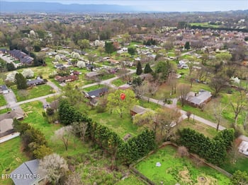 210 Hood St, Maryville, TN 37803