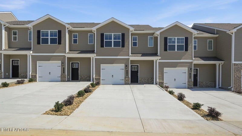 210 Jace Way, Kodak, TN 37764