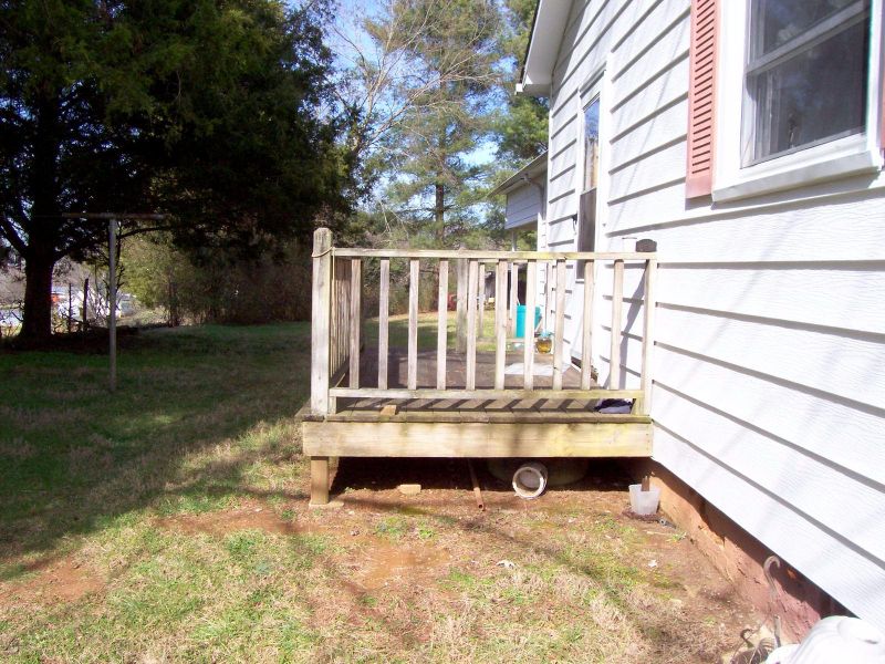 210 Mahala Rd, Sweetwater, TN 37874