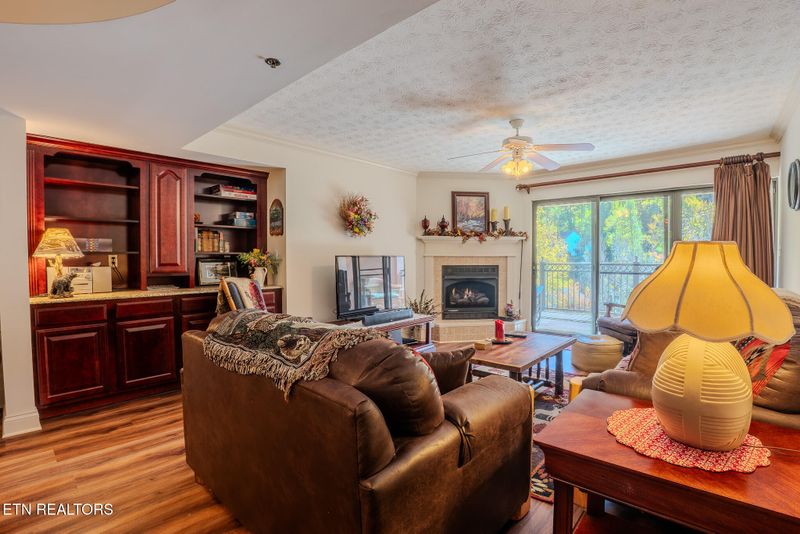 210 Roaring Fork #STE 602, Gatlinburg, TN 37738
