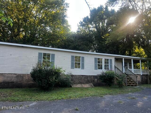 210 Stone Rd, Knoxville, TN 37920