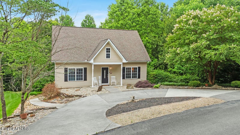 210 Wahuhu Ln, Loudon, TN 37774