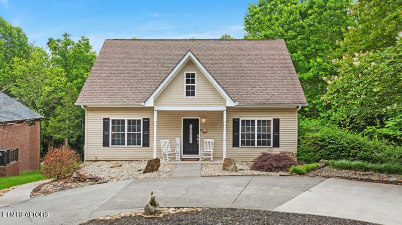 210 Wahuhu Ln, Loudon, TN 37774