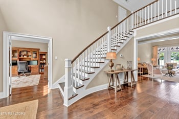 2100 Jakes Walk Ln, Knoxville, TN 37932