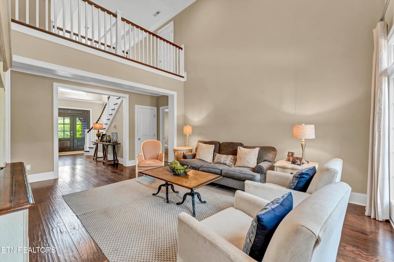 2100 Jakes Walk Ln, Knoxville, TN 37932