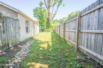 2100 NE Dodson Ave, Knoxville, TN 37917