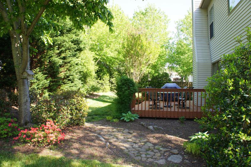 2100 Pewter Dr, Knoxville, TN 37909