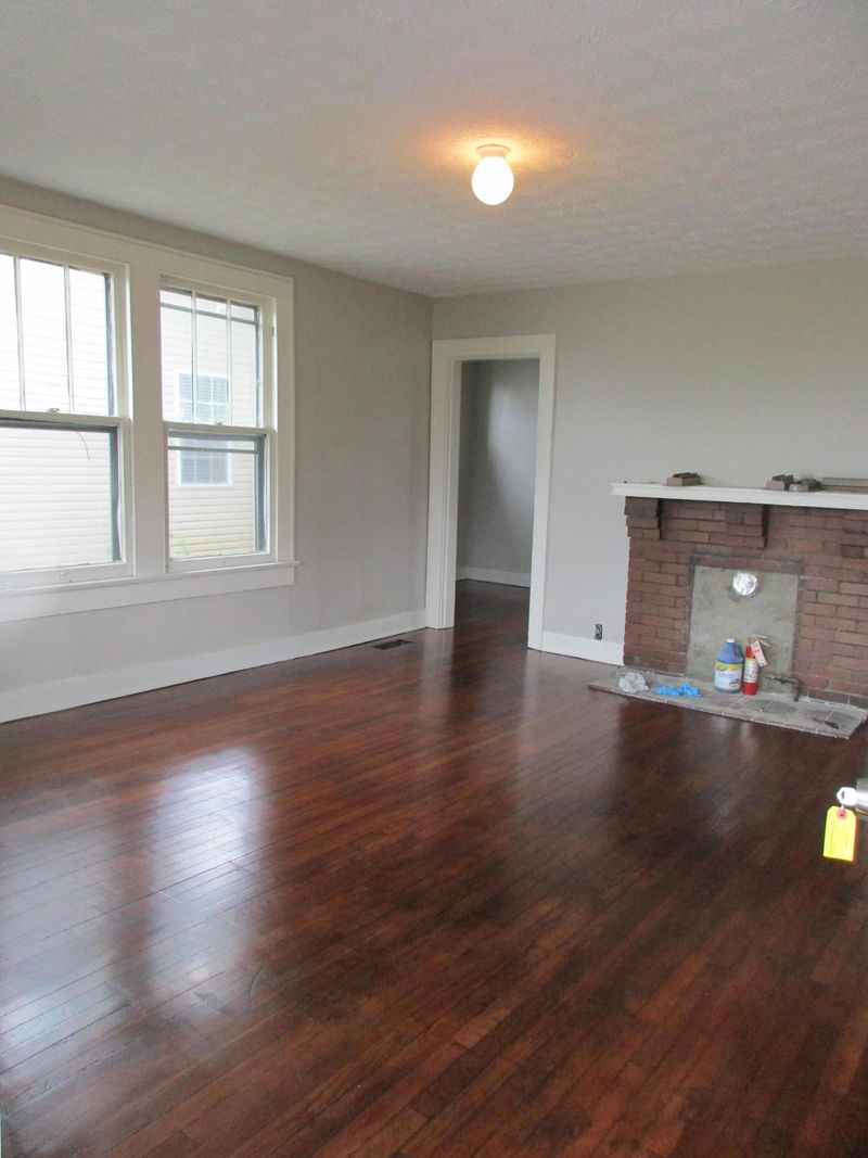2101 Cecil Ave, Knoxville, TN 37917