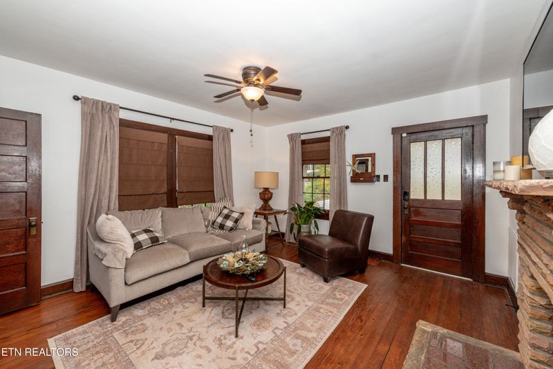 2101 E Broadway Ave, Maryville, TN 37804