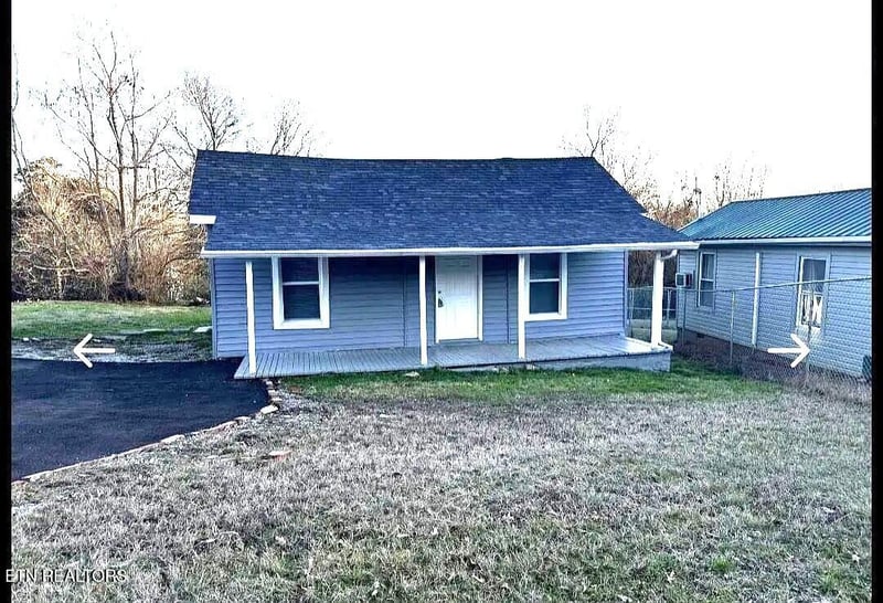 2102 Adams Ave, Knoxville, TN 37917