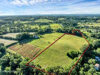 2102 Calderwood Hwy, Maryville, TN 37801
