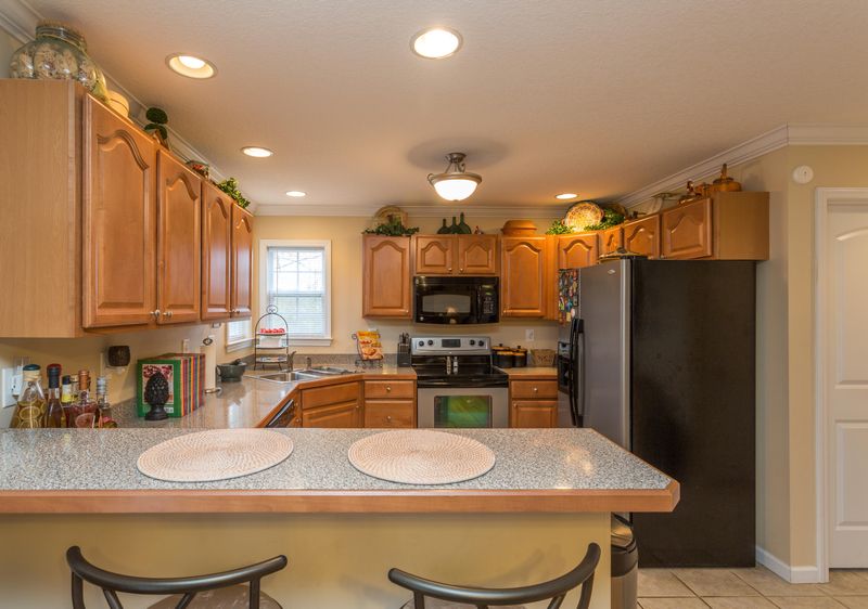 2102 Creswell Rd, Seymour, TN 37865