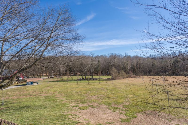 2102 Creswell Rd, Seymour, TN 37865