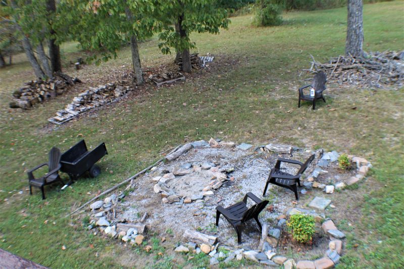 2102 Fall Creek Rd, Rockwood, TN 37854