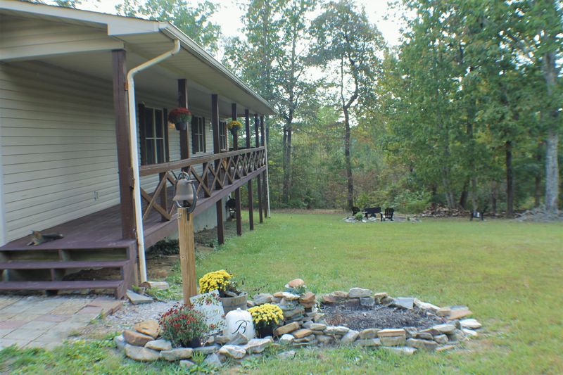 2102 Fall Creek Rd, Rockwood, TN 37854