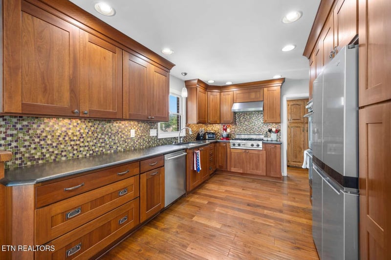 2103 Waterloo Rd, Maryville, TN 37803