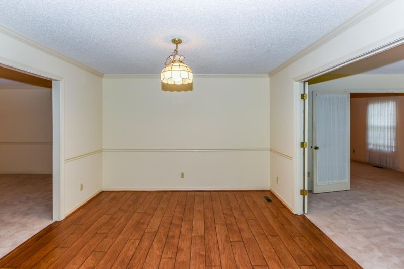 2104 Chippendale Dr, Maryville, TN 37803