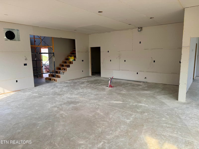 2106 Lantern Park Ln, Knoxville, TN 37932