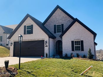 2106 Lantern Park Ln, Knoxville, TN 37932