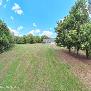2107 Double Branch Rd, Columbia, TN 38401