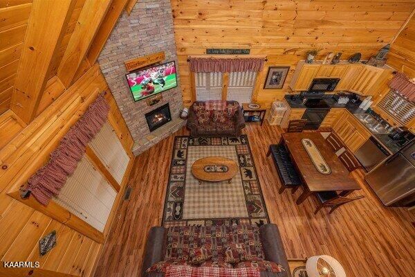 2108 Bear Haven Way, Sevierville, TN 37876
