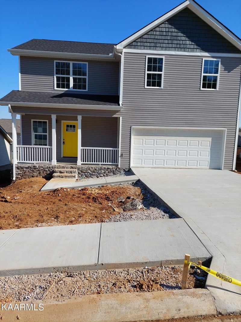 2108 Bluebonnet Dr, Mascot, TN 37806