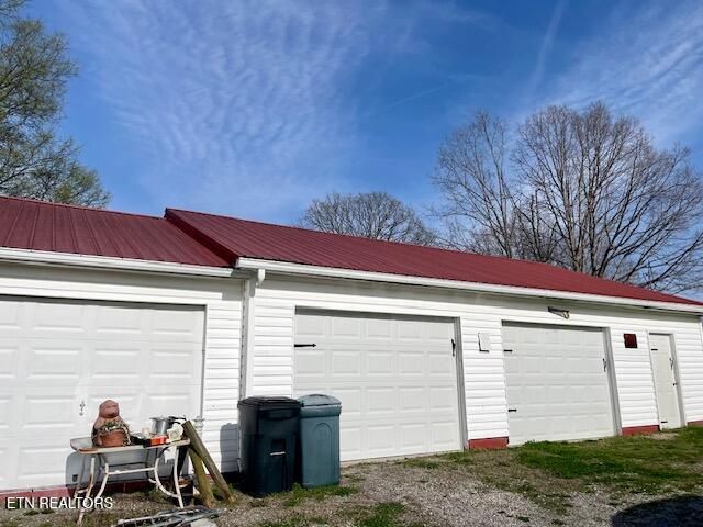 2108 Grey Ridge Rd, Maryville, TN 37801