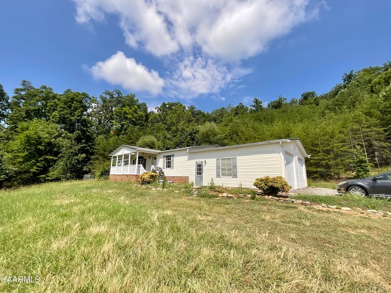 2109 Old Callahan Dr, Knoxville, TN 37912