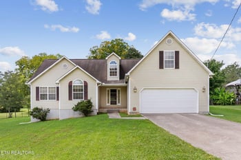 211 Bagwell Rd, Knoxville, TN 37924