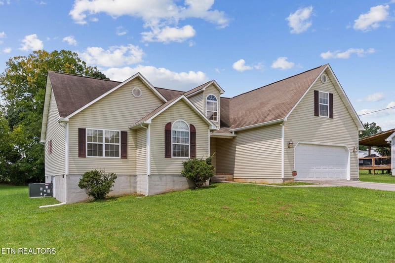 211 Bagwell Rd, Knoxville, TN 37924