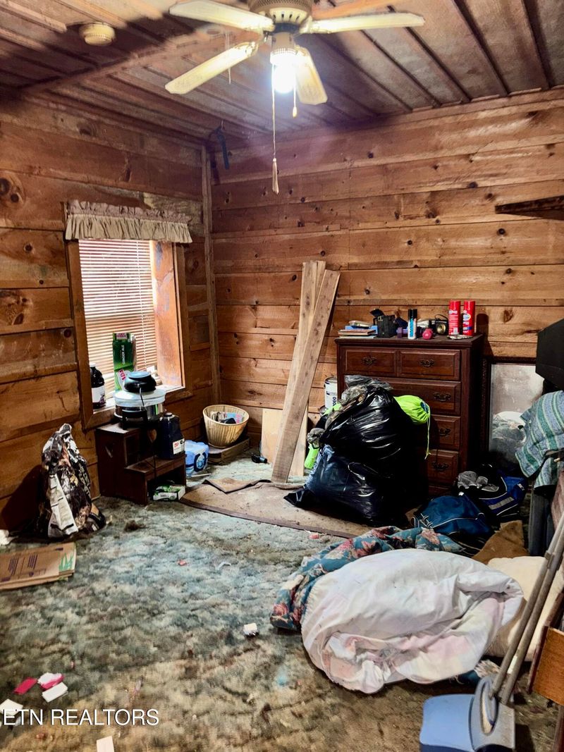 211 Cates Rd, Rockwood, TN 37854