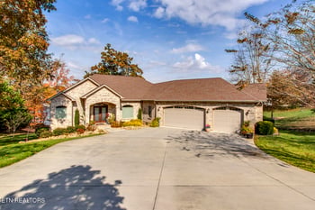 211 Chickasaw Ln, Loudon, TN 37774