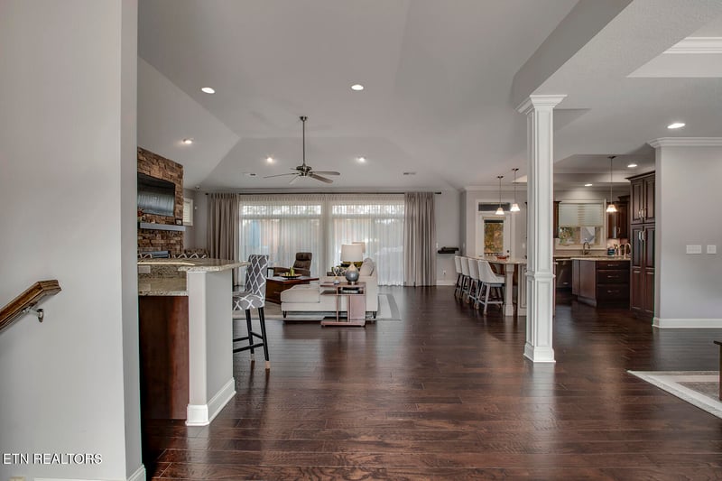 211 Chickasaw Ln, Loudon, TN 37774