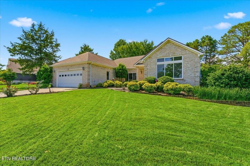 211 Chogi Ln, Loudon, TN 37774