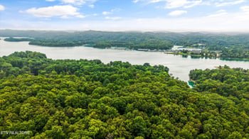 211 Club House Dr, Andersonville, TN 37705