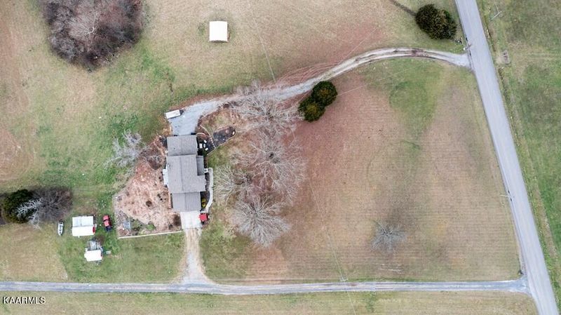 211 County Road 249, Athens, TN 37303