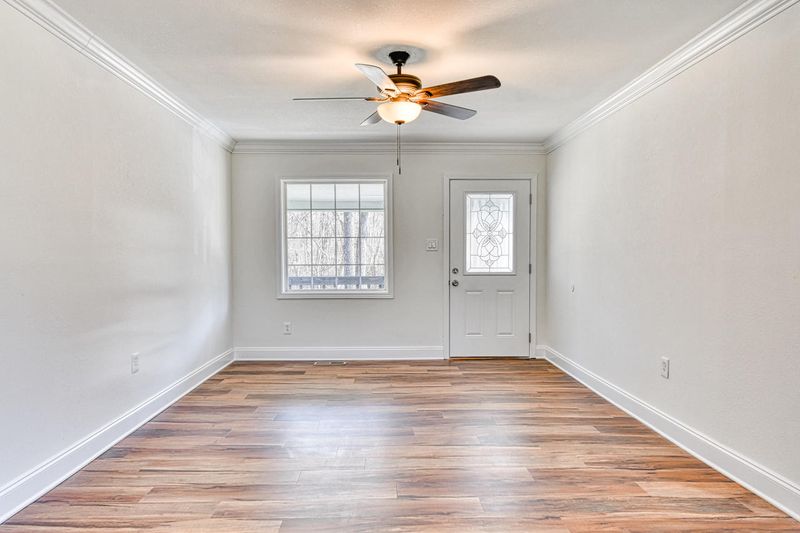 211 Elm Grove St, Loudon, TN 37774