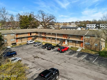 211 Elyria Dr, Knoxville, TN 37912