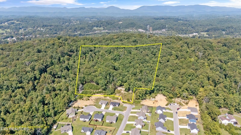 211 Jason Hovater Way, Clinton, TN 37716