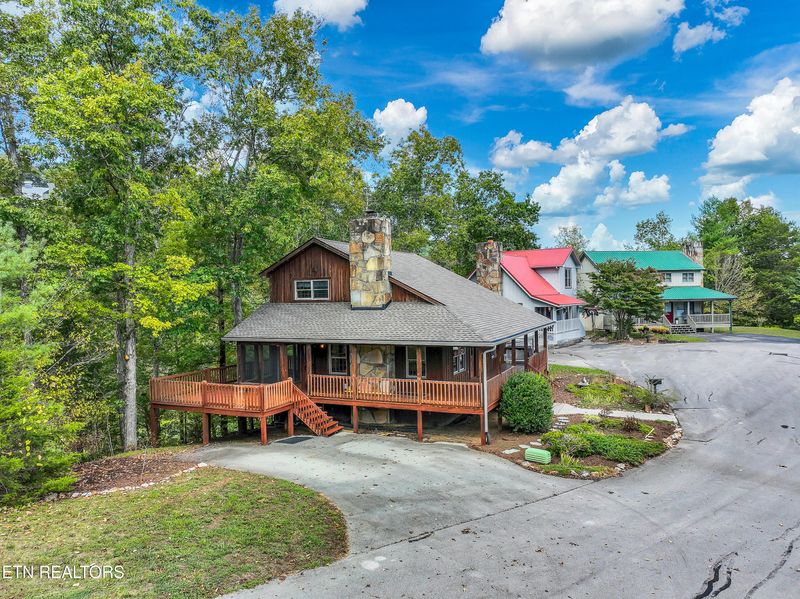 211 Pioneer Tc, Townsend, TN 37882