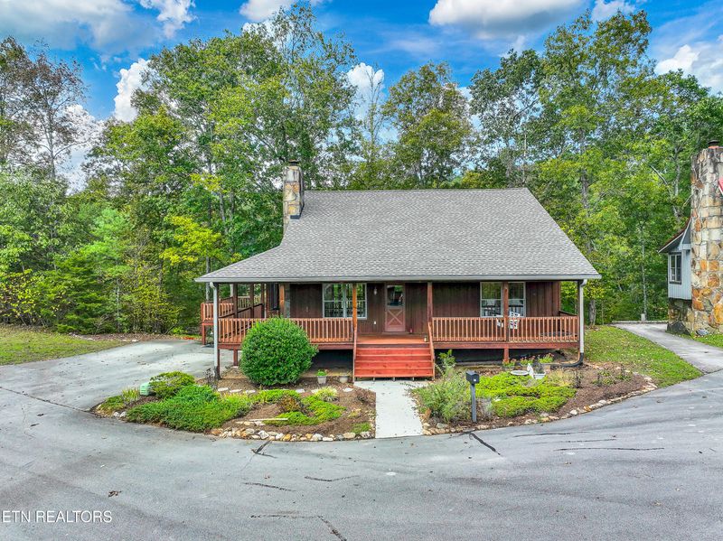 211 Pioneer Tc, Townsend, TN 37882