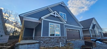 211 River Birch Dr, Lenoir City, TN 37771