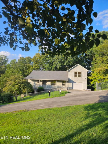 211 Sequoyah Tr, Rutledge, TN 37861