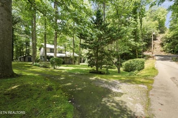 211 Webb Creek Skyline Dr, Gatlinburg, TN 37738